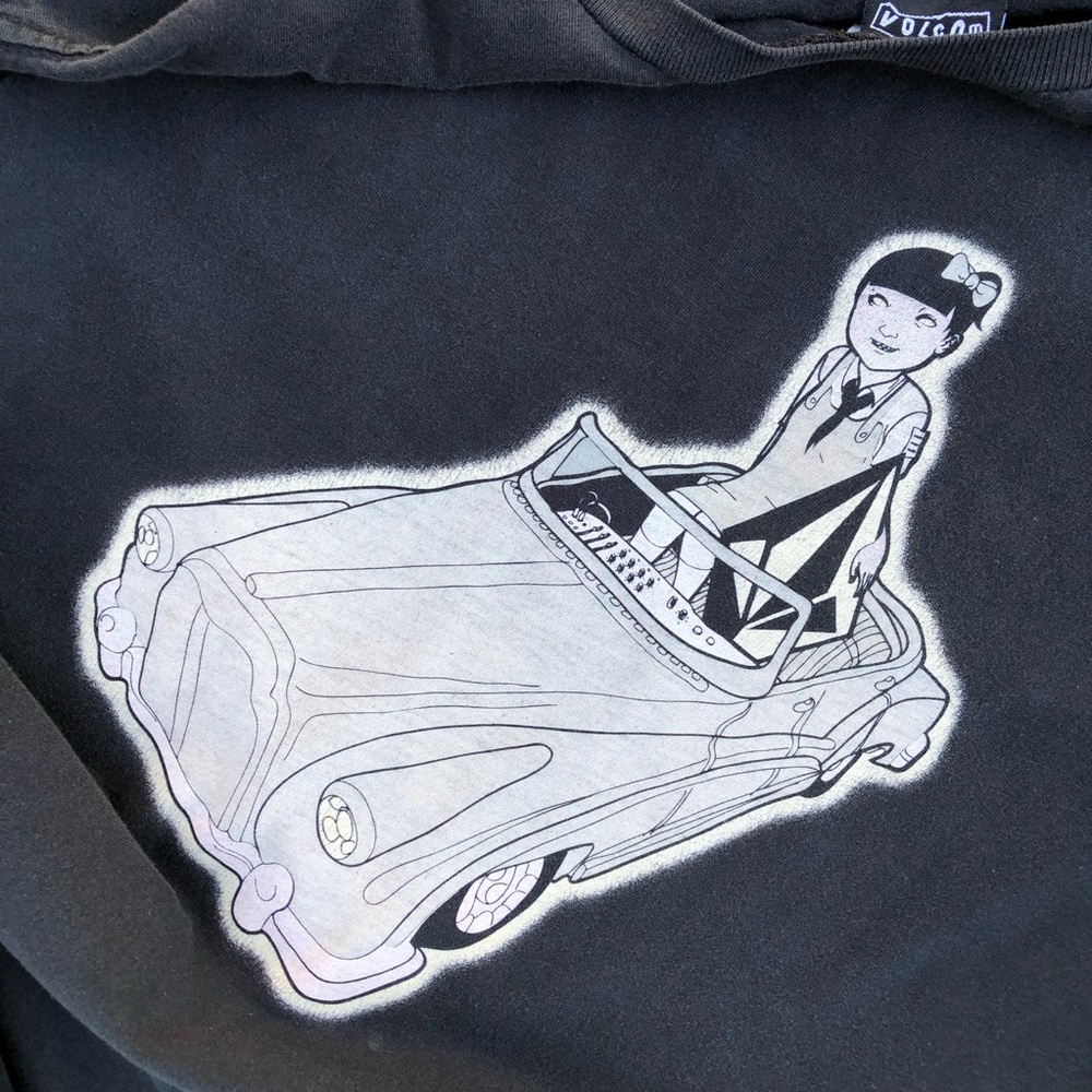 Rare Vtg Volcom Featured Artist Series Since 1995 Dora.S Car Graphic Size Large